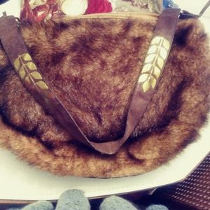 LuLu Cross Body Boat Style bag